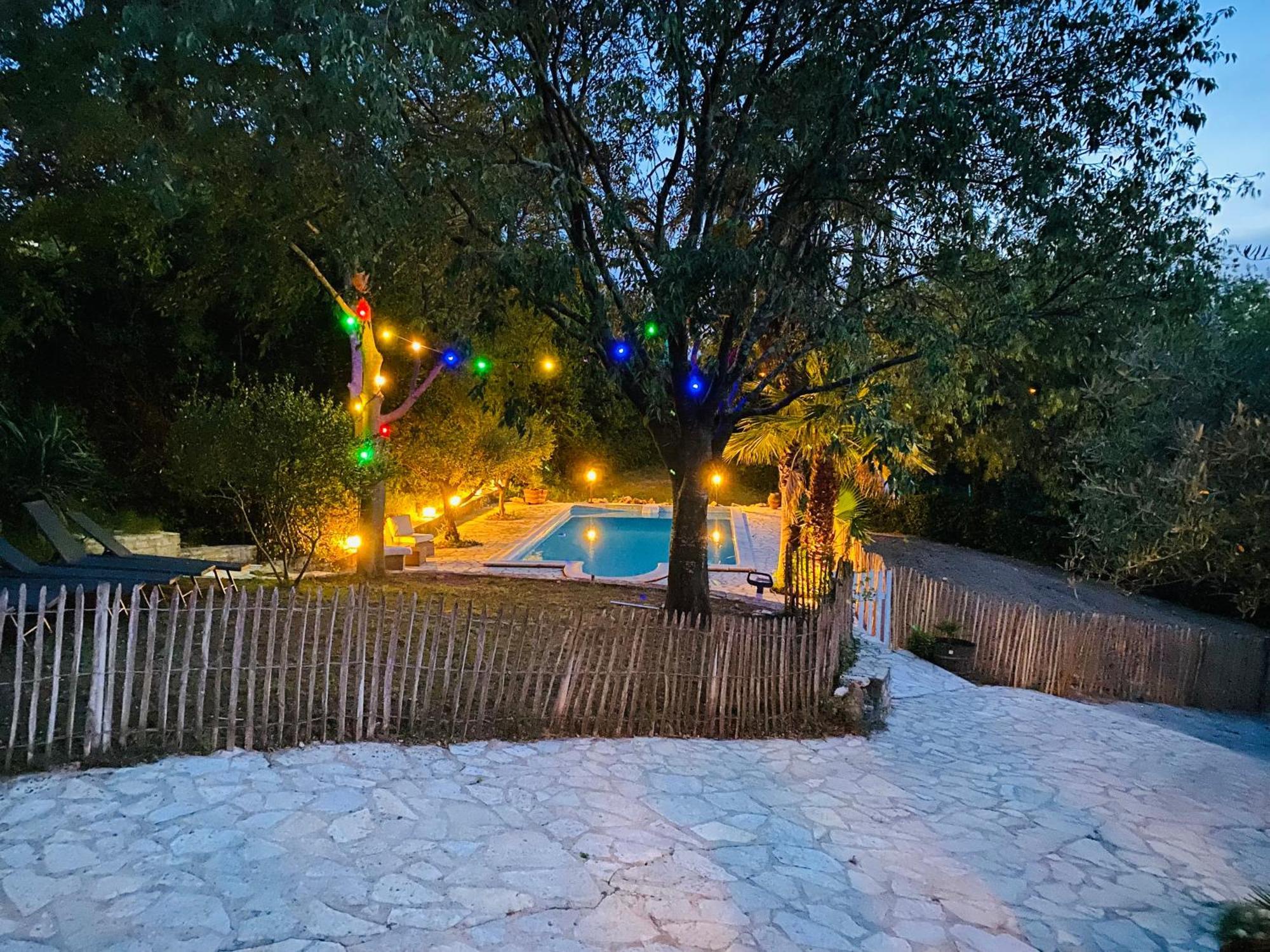 Magnifique Villa Typique Du Sud Avec Piscine Privee Et Jardin Mediterraneen Saint-Vincent-de-Barbeyrargues Екстериор снимка