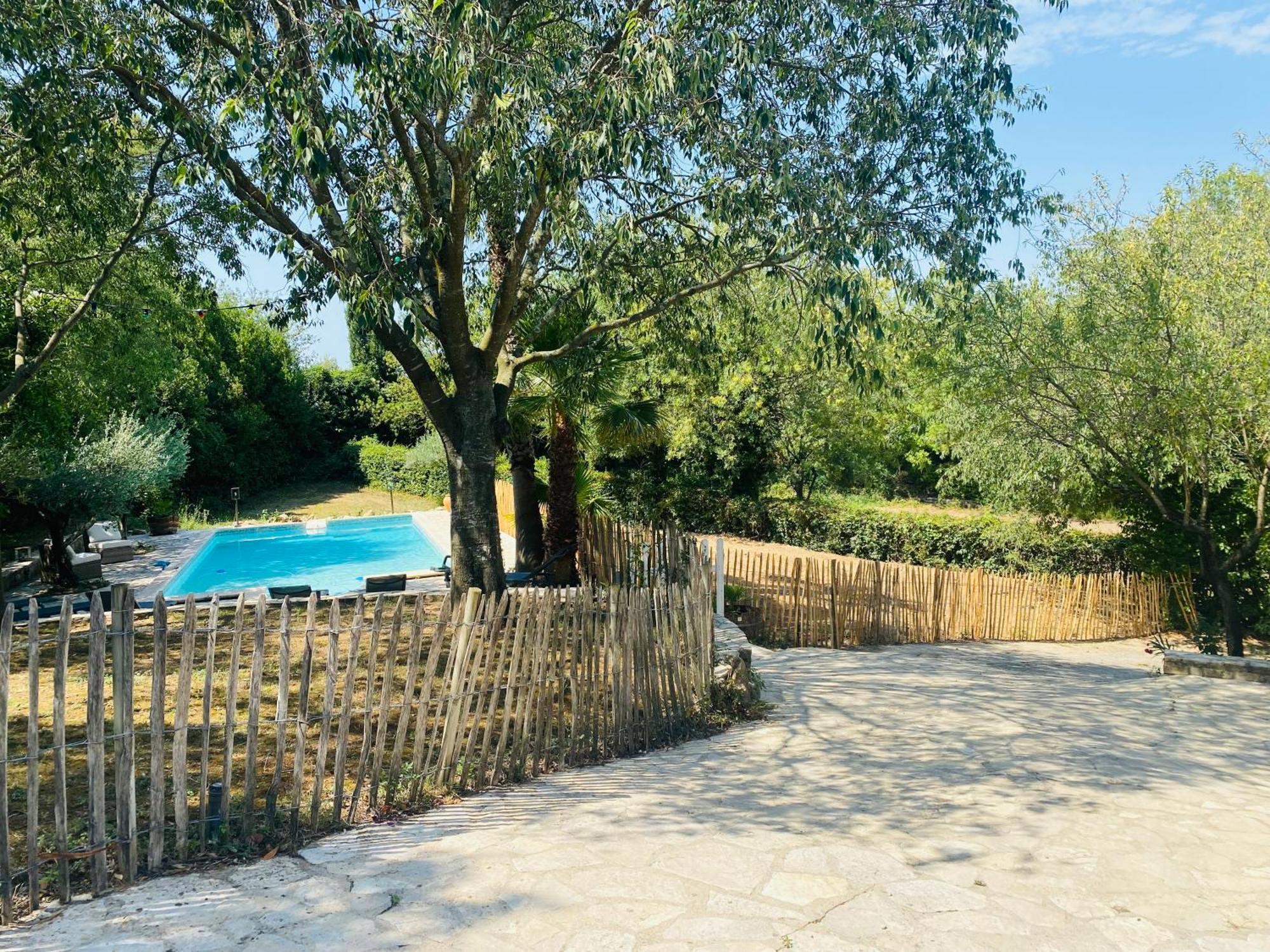 Magnifique Villa Typique Du Sud Avec Piscine Privee Et Jardin Mediterraneen Saint-Vincent-de-Barbeyrargues Екстериор снимка